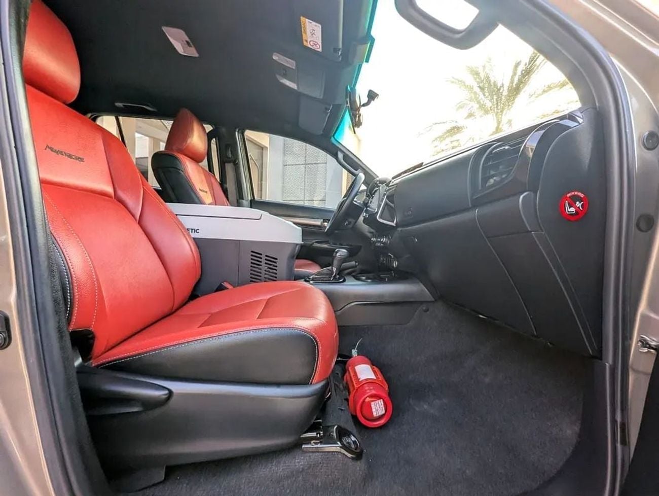 Toyota Hilux ADVENTURE GCC Specs V6 4.0L interior and Exterior Excellent Condition