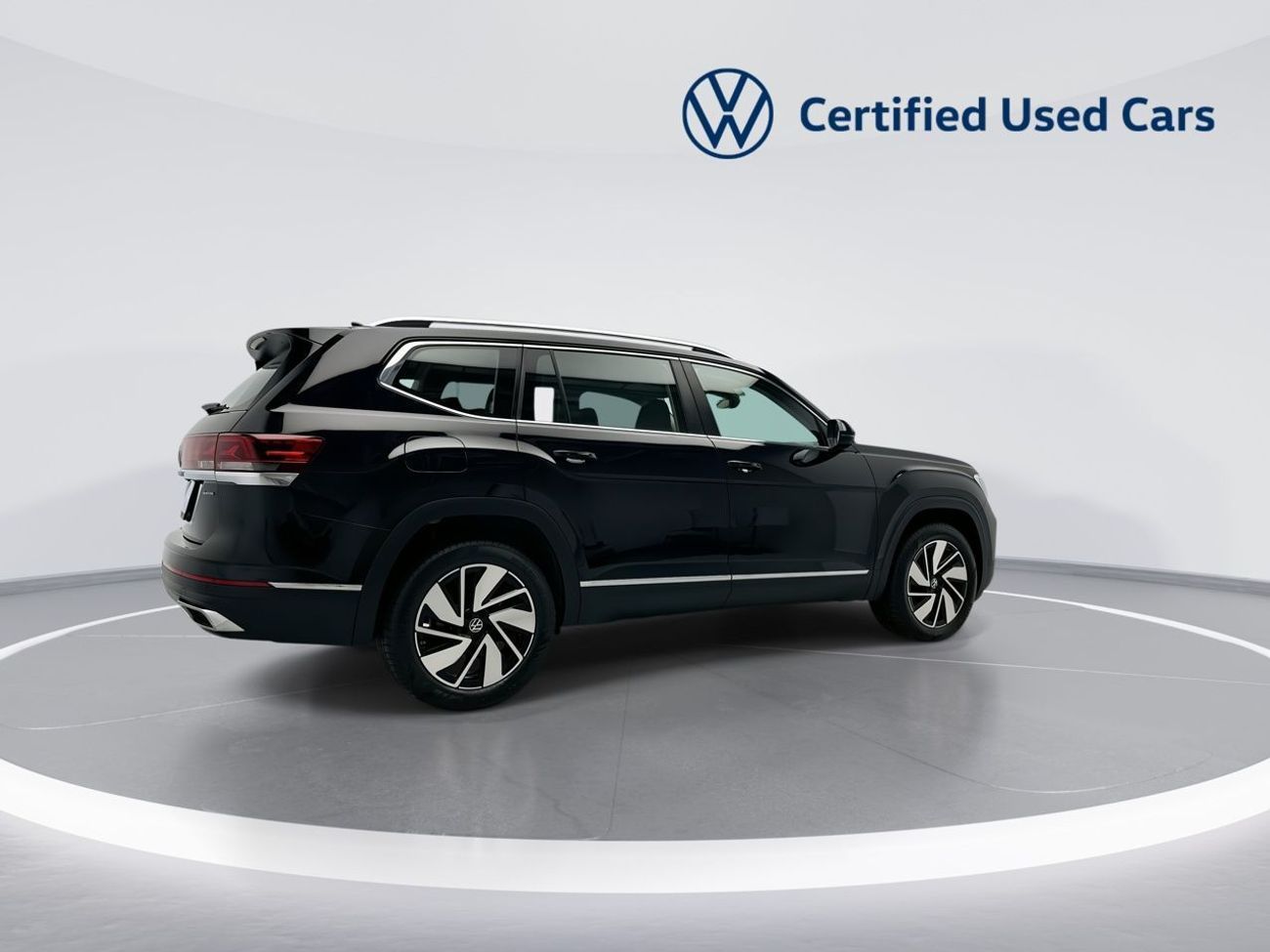 Volkswagen Teramont COMFORTLINE Teramont 2.0L (Facelift 2) | Refreshed Design & Panoramic Roof | 39,100 AED SAVINGS from
