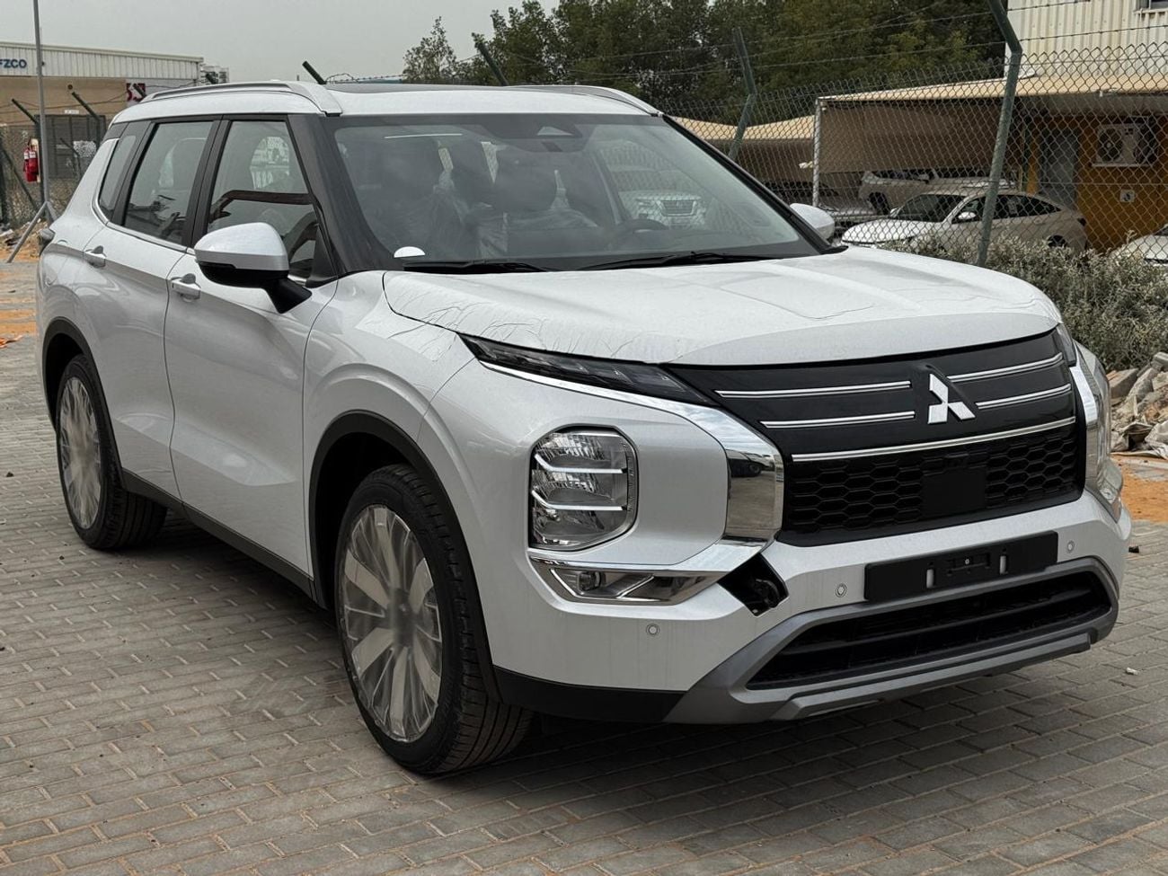 Mitsubishi Outlander GLX HIGHLINE