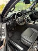 Toyota Land Cruiser VXR 2023 model Twin turbo 3.5L Pull option