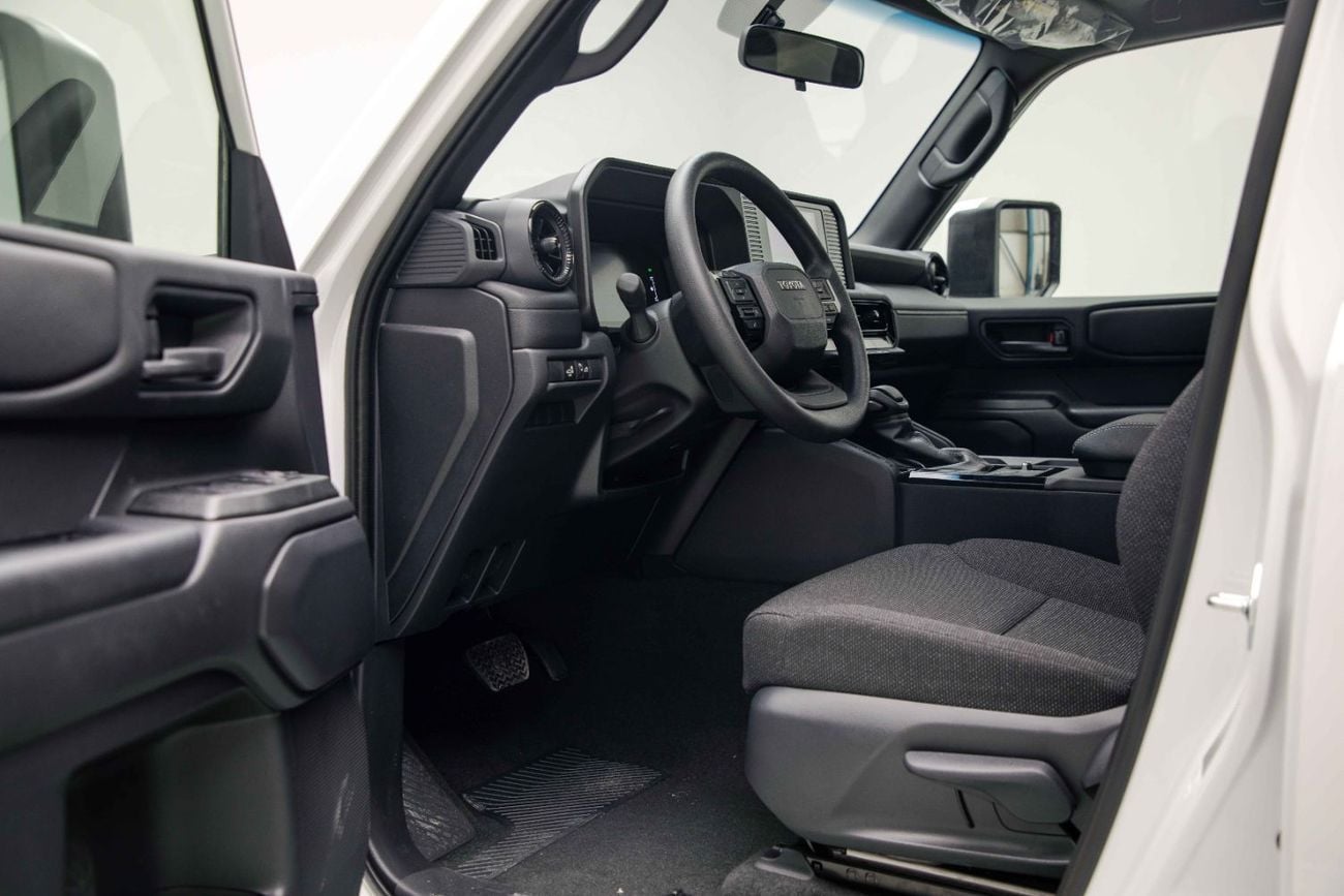 Toyota Prado Standard 2.8L Diesel - Platinum White Inside Black | Export Only