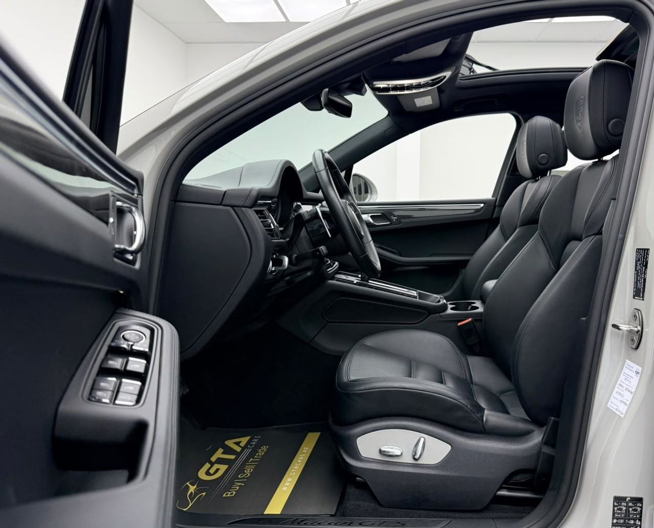 Porsche Macan GTS 2023 Porsche Macan GTS, Warranty, Full Porsche Service History, Low Km, Excellent Condition, GCC