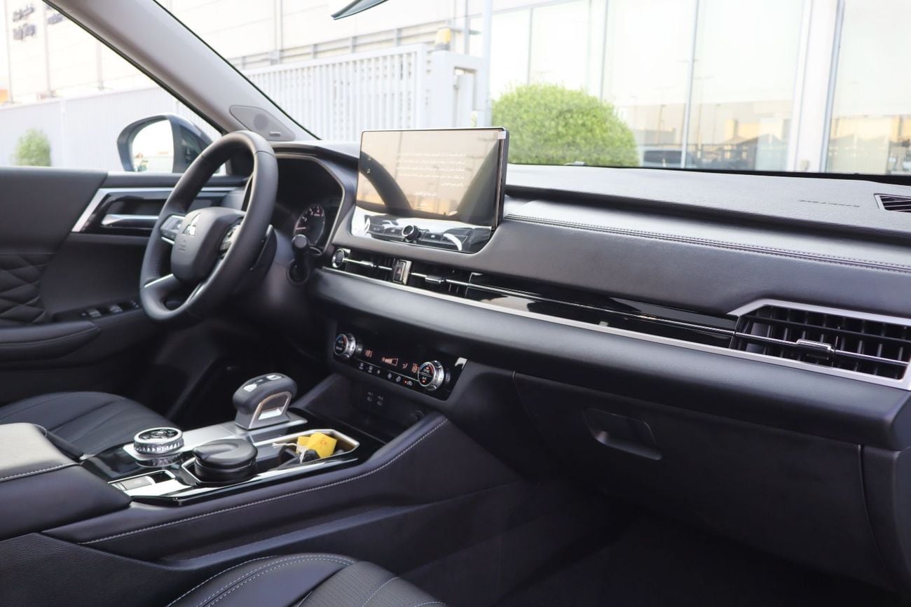Mitsubishi Outlander PREMIUM LAUNCH EDITION