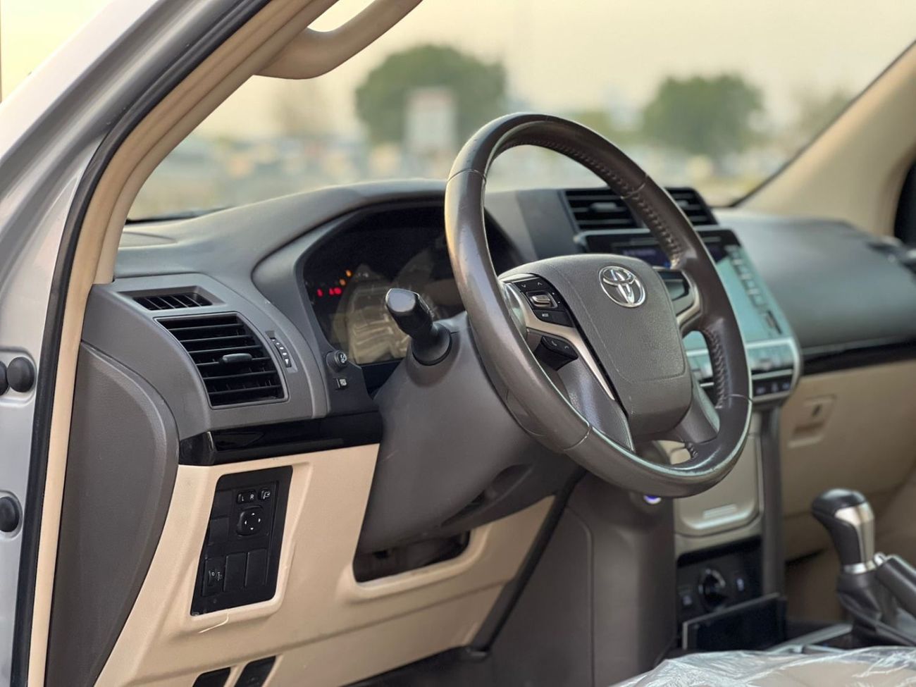 Toyota Land Cruiser 2022 Toyota Prado TXL 2.7L V4 - Cool Box - Rear Camera & Sensor - Push Start - Leather Seat - 2Keys