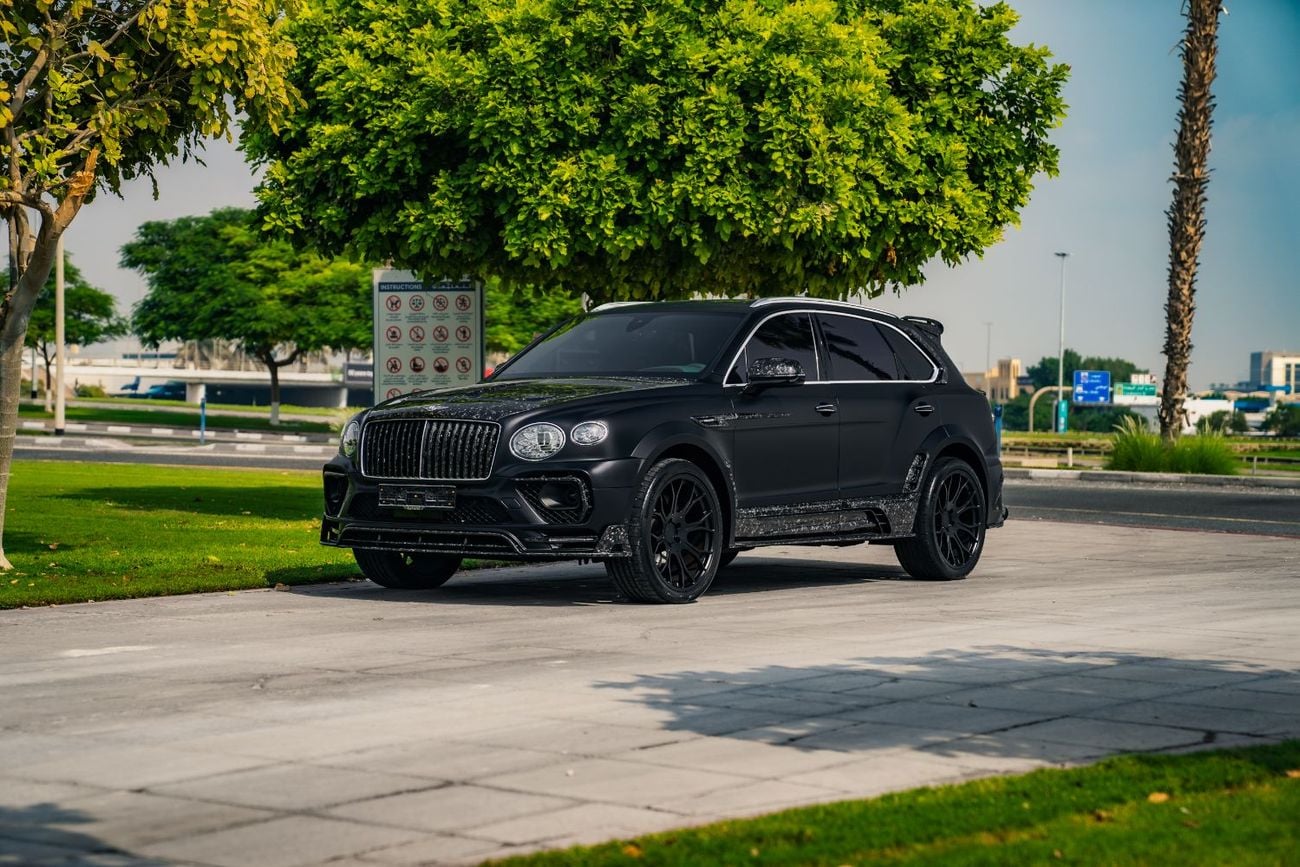 Bentley Bentayga S Fully loaded Original paint No accident with Service History completely covered by PPF