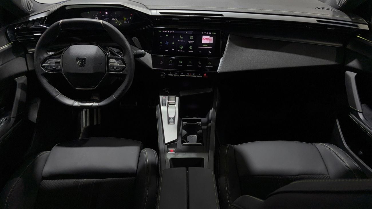 بيجو 408 GT كارس24 هي سوق ضخم للسيارات المستعملة موثوق ومضمون ٪كارس24 هي سوق ضخم للسيارات المستعملة موثوق ومضمون