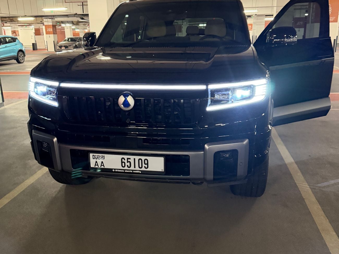 Denza B8 EXECUTIVE