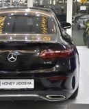 مرسيدس بنز E200 AMG عرض ممتاز لسيارة مرسيدس بنز E200 (موديل 2023) باللون الأسود بمواصفات خليجية