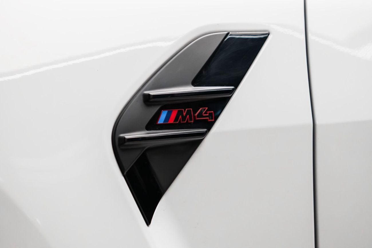 بي أم دبليو M4 CSL 1 من 1000 | 2023 | مواصفات دول مجلس التعاون الخليجي | الضمان والخدمة