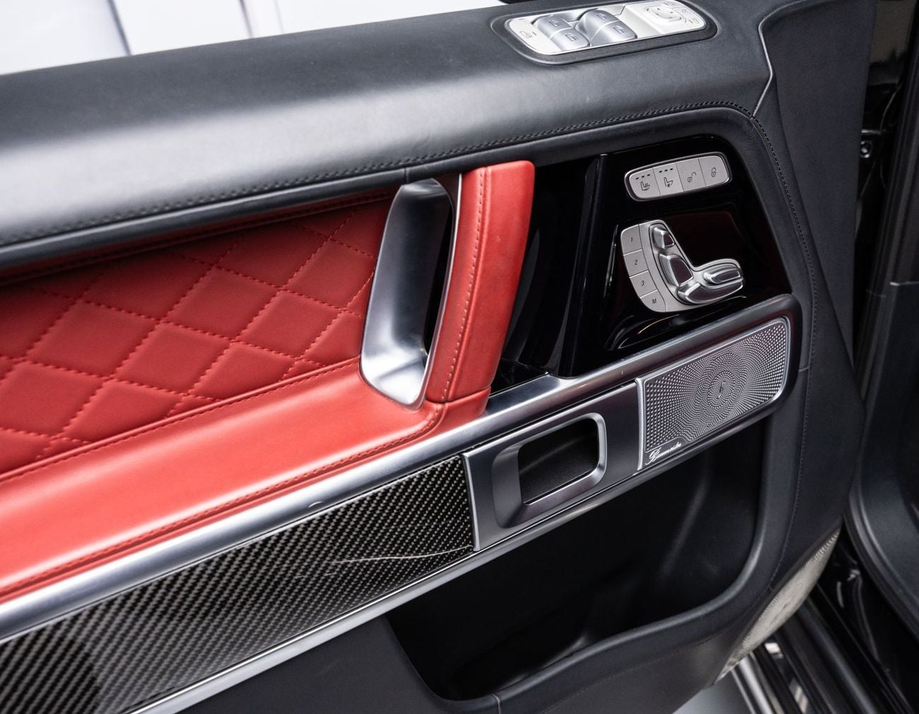 Mercedes Benz G63 AMG STANDARD BUY NOW, PAY 2027 | THE BLACKLINE STANDARD | Mercedes Warranty + Service Contract, GCC