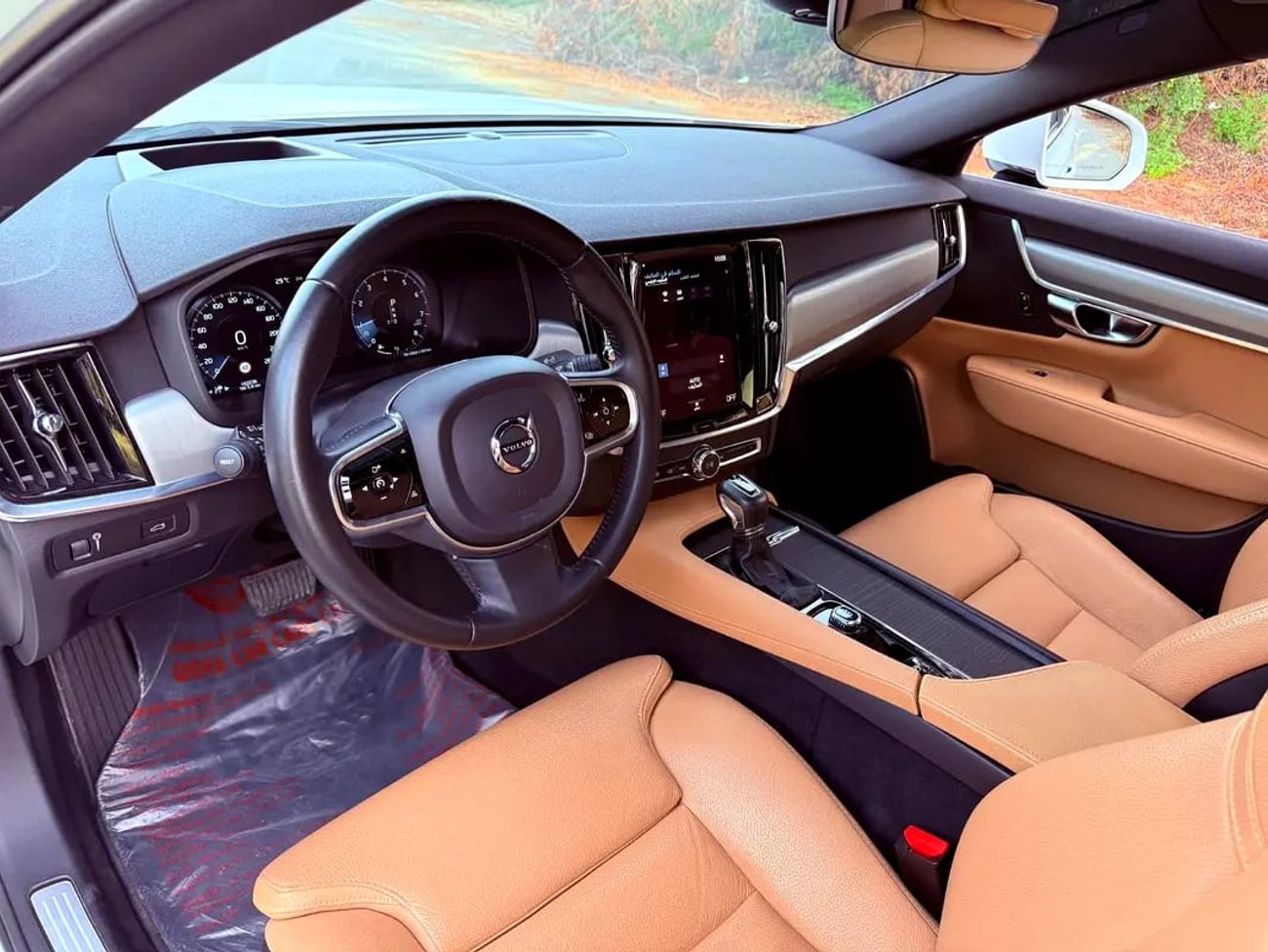 فولفو S90 MOMENTUM فولفو S9 T5 خليجي موديل بحالة الوكالة استخدام مالك اول فل اوبشن