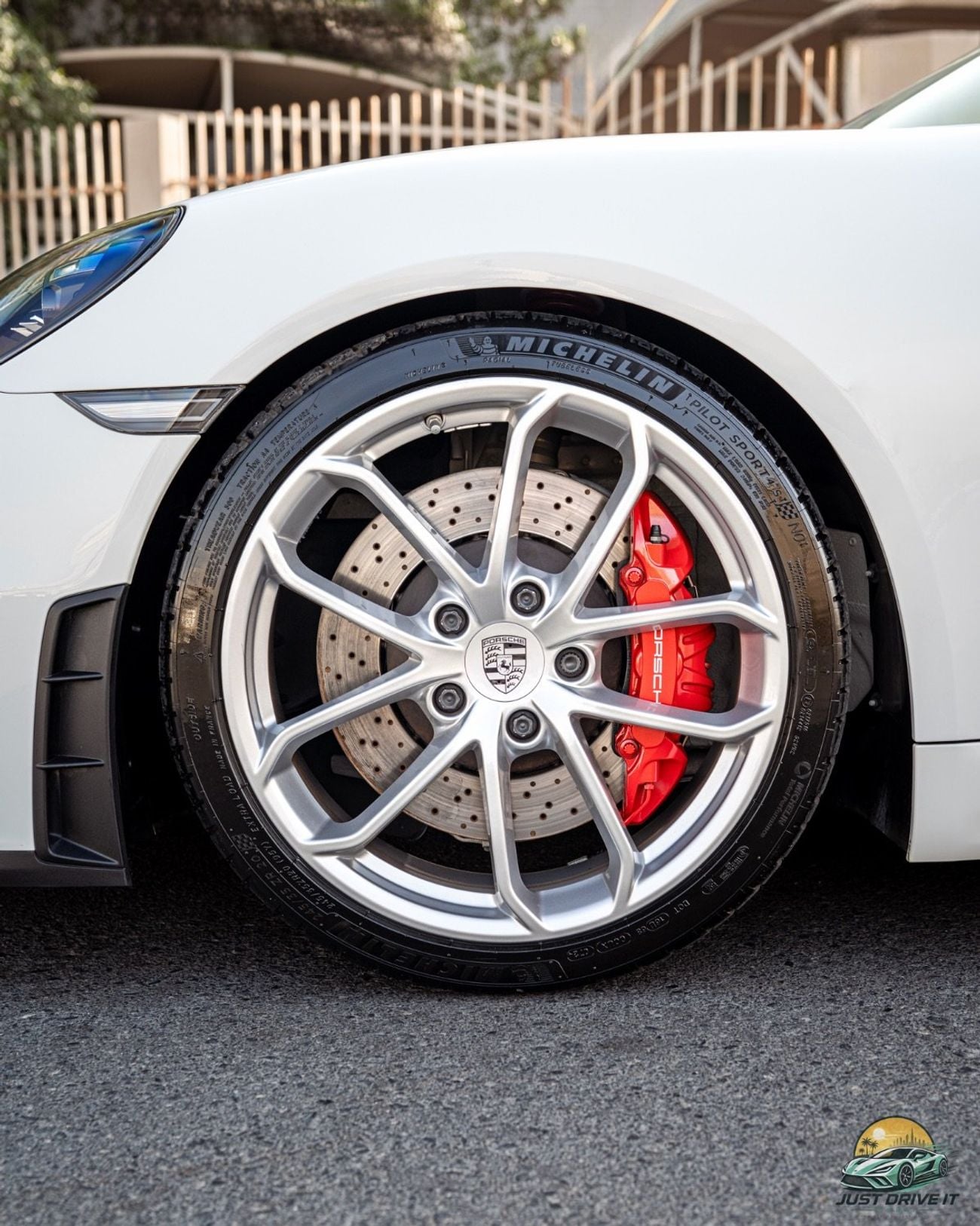 Porsche 718 Spyder STANDARD