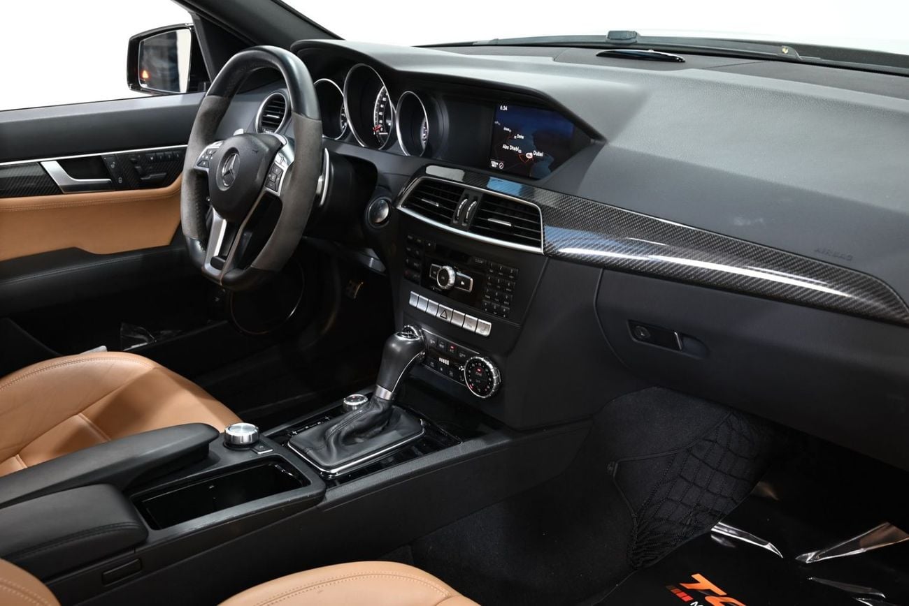 Mercedes Benz C63 AMG C63 AMG 2013 Mercedes-Benz C 63 AMG, Full Service (EMC) History, Performance Package / P31, GCC