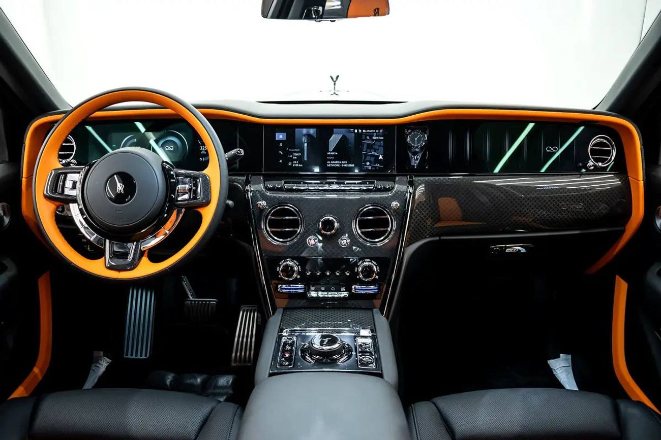Rolls Royce Cullinan BLACK BADGE VIP SEATS | With Warranty and Service Contract