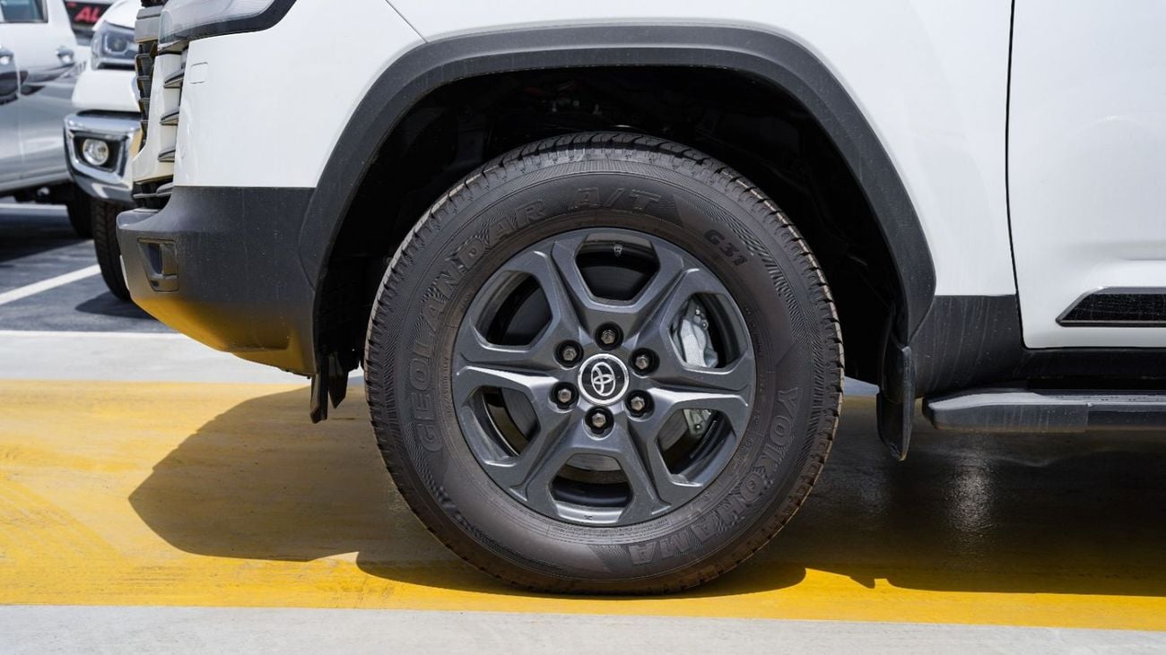 Toyota Land Cruiser GR SPORT