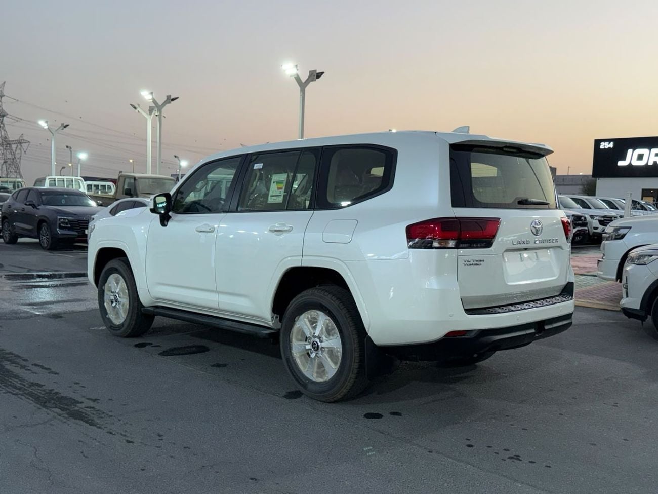 Toyota Land Cruiser GXR LAND CRUISER GXR 3.3L TWIN TURBO DIESEL WITHOUT SUNROOF 2026 MODEL