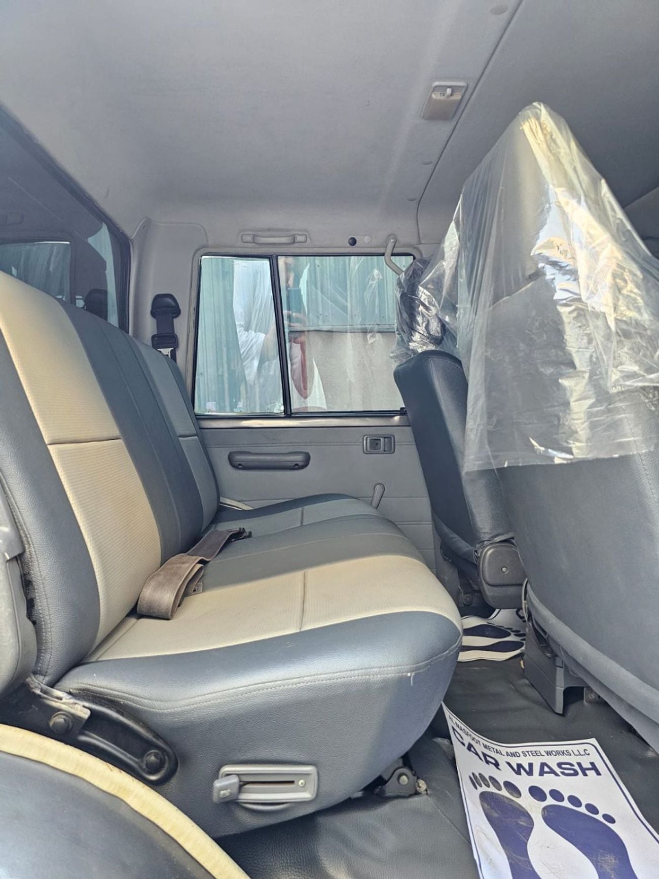 Toyota Land Cruiser Pick Up Toyota landcruise pickup 2016model 4.5L v8 1vd diesel engine Colour Grey Transmission Manual Interior grey 5seater 4DOORs