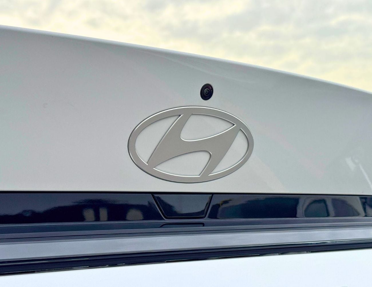 Hyundai Elantra SMART 1.5L PETROL / SUNROOF WITH LEATHER / CHINESE SPCES (CODE# ELITE) READY STOCK