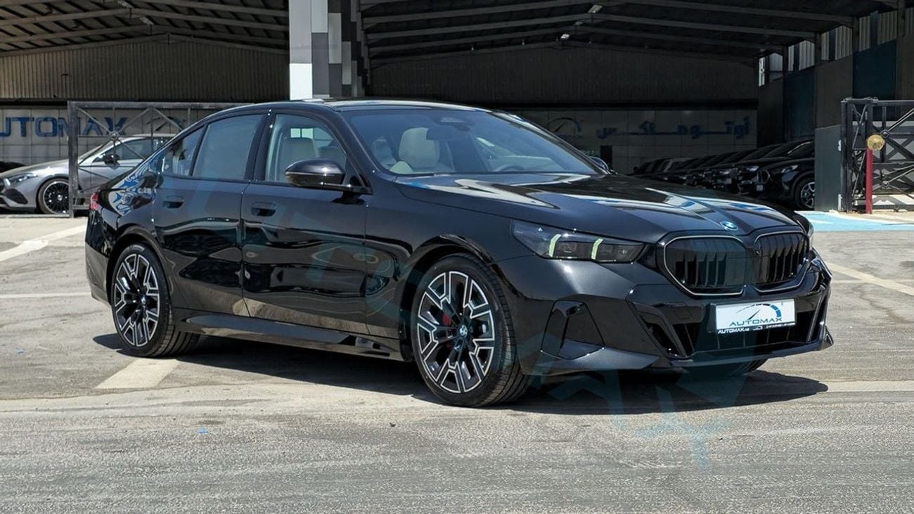 BMW 520i LUXURY M SPORT (For Export , НА ЭКСПОРТ) 2027 520i M 2.0T Mild-Hybrid GCC Без пробега