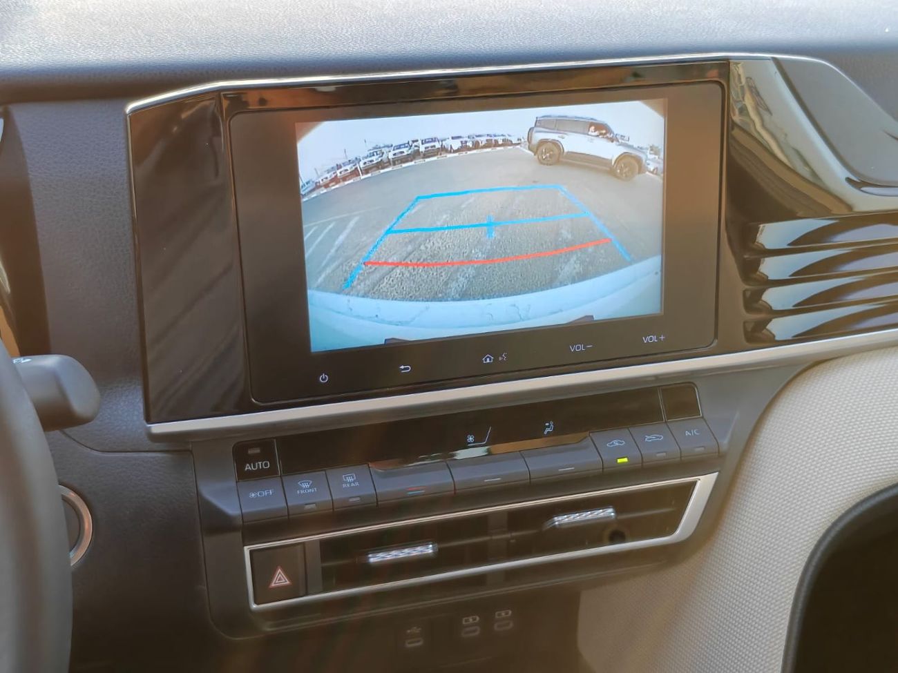 Toyota Camry LE HEV 2025 TOYOTA CAMRY 2.5L HYBRID LE GCC SPEC