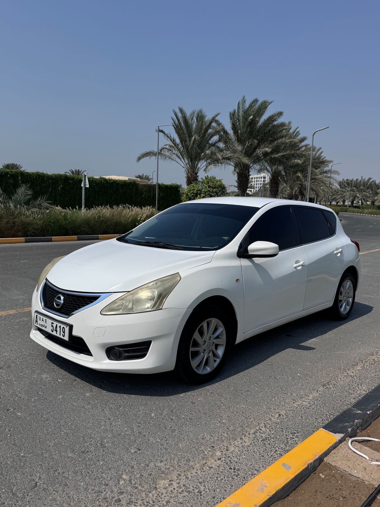 Nissan Tiida S