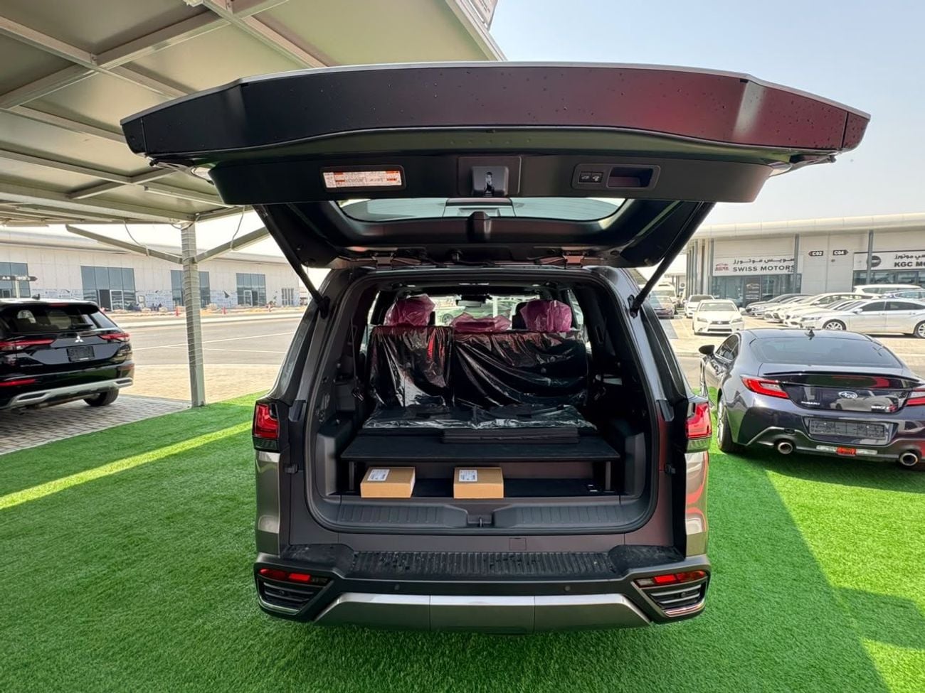 Lexus LX700h SIGNATURE FULL OPTION | GCC