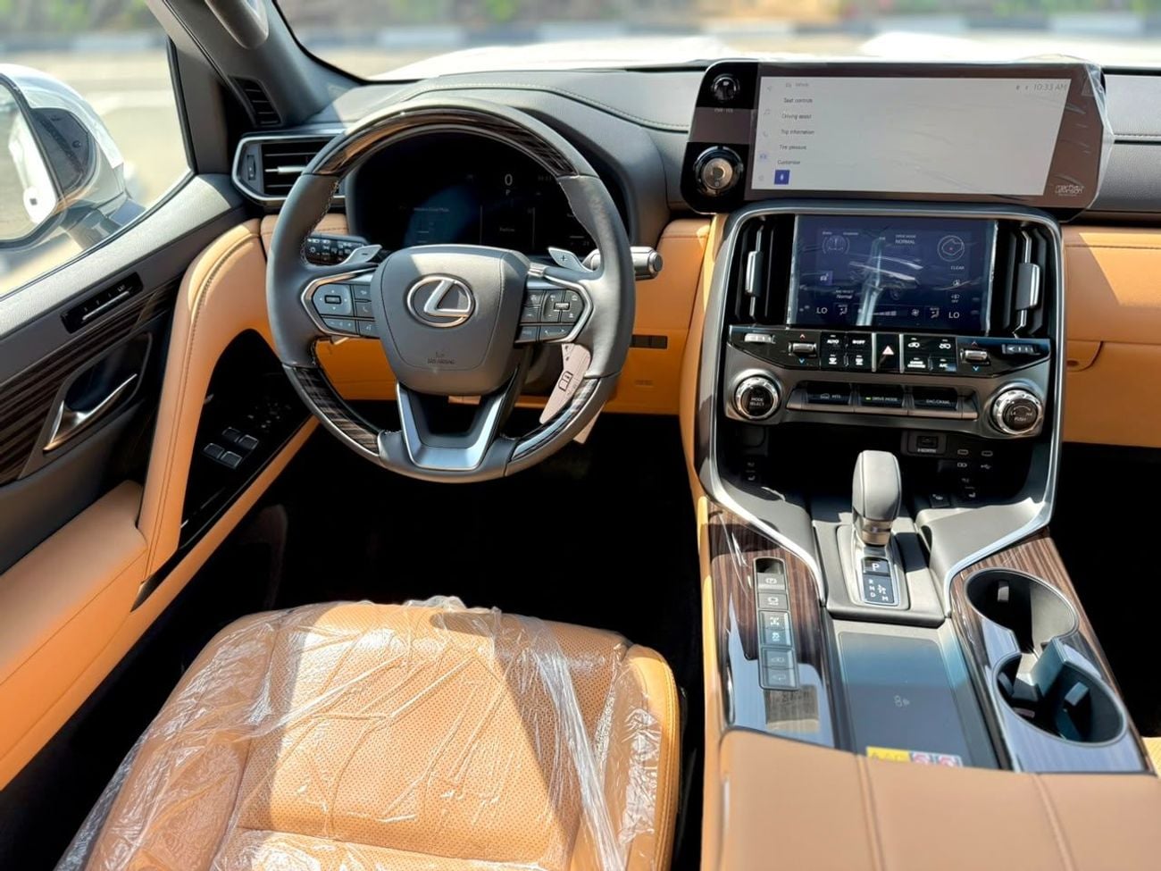 Lexus LX700h SIGNATURE HYBRID l GCC SPECS l YEAR 2026 | BRAND NEW | FULL OPTION