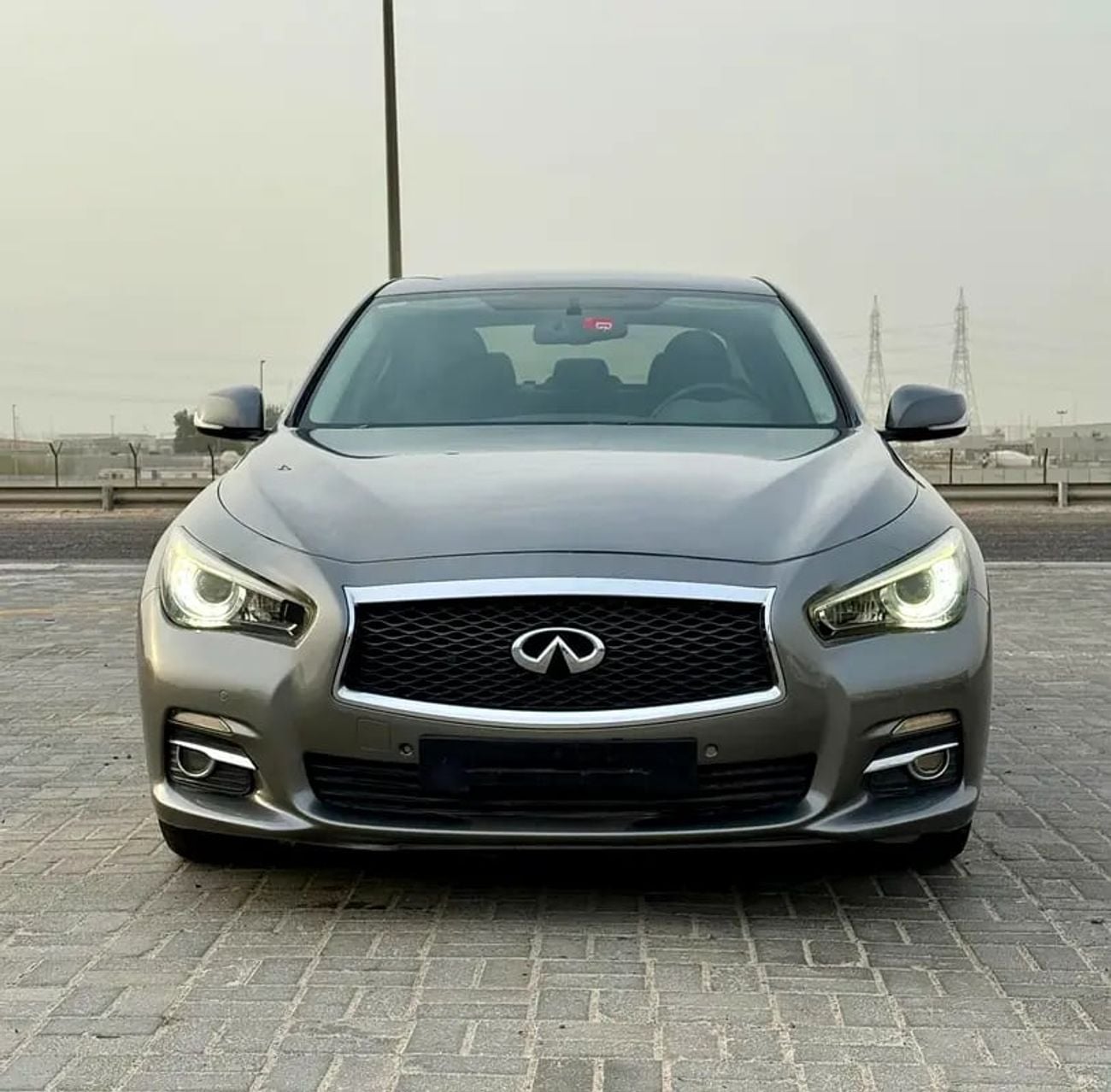 Infiniti Q50 إنفينيتي