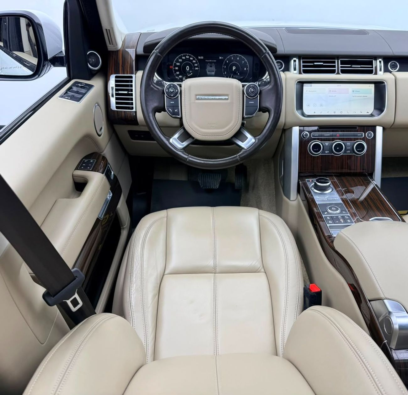 Land Rover Range Rover 2017 Range Rover HSE Supercharged, Warranty, Full RR Service History, Fully Loaded, GCC