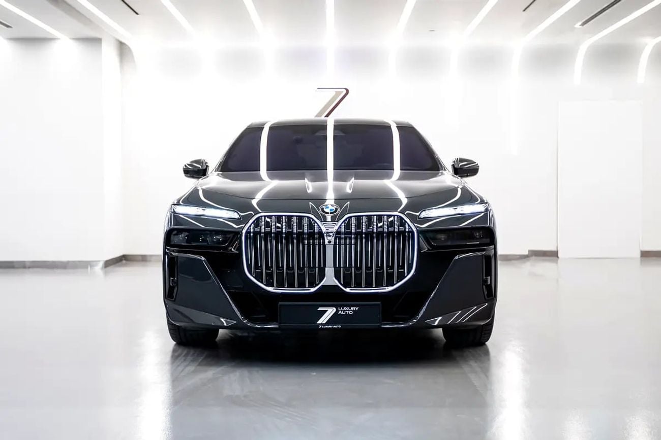 بي أم دبليو 740i 740i | SPORT | GCC | WARRANTY AND SERVICE CONTRACT | EXCELENT CONDITION