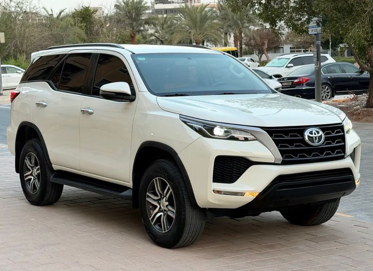 Toyota Fortuner EXR 2.7L V4