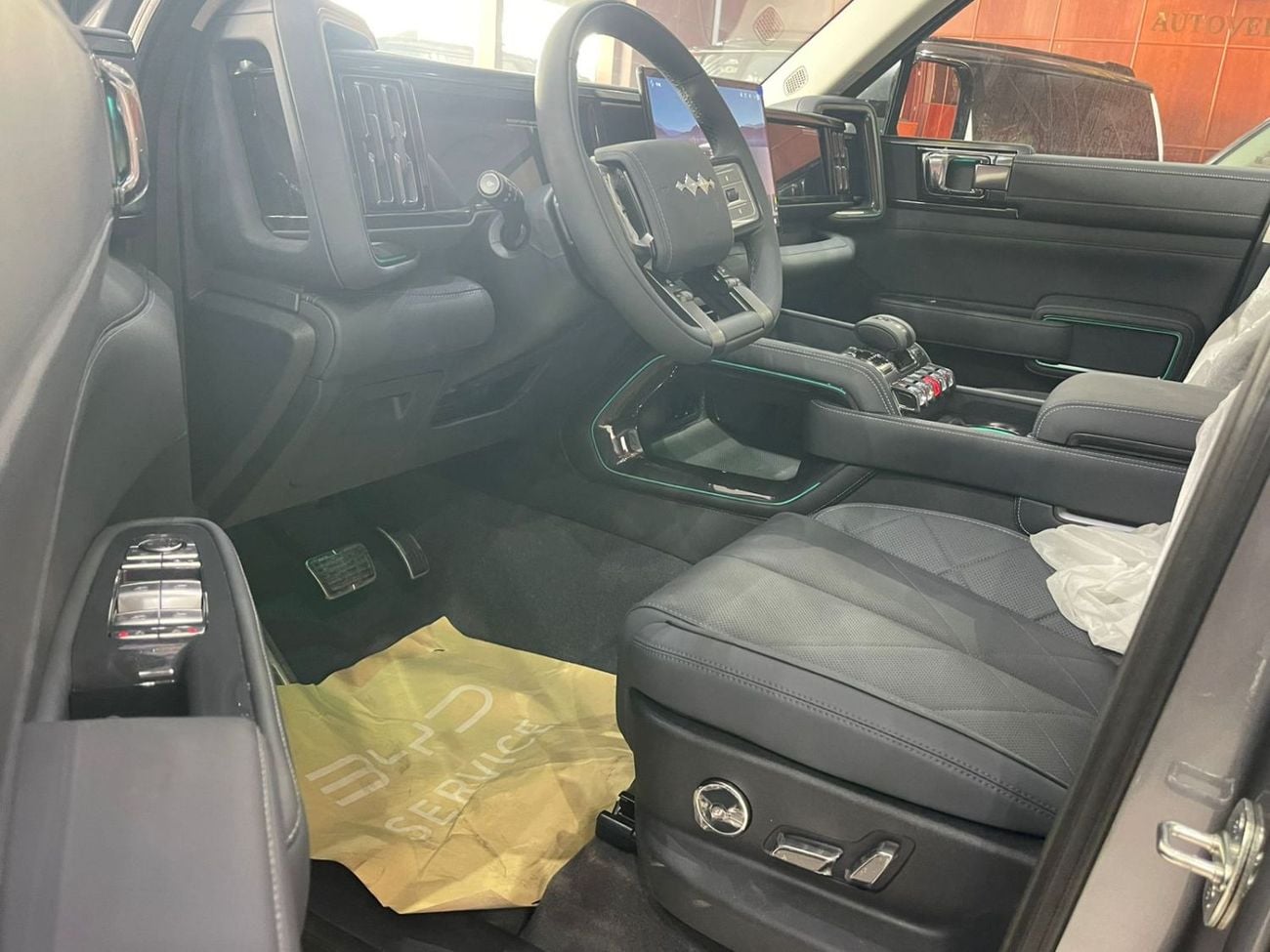 BYD Leopard 5 NAVIGATOR