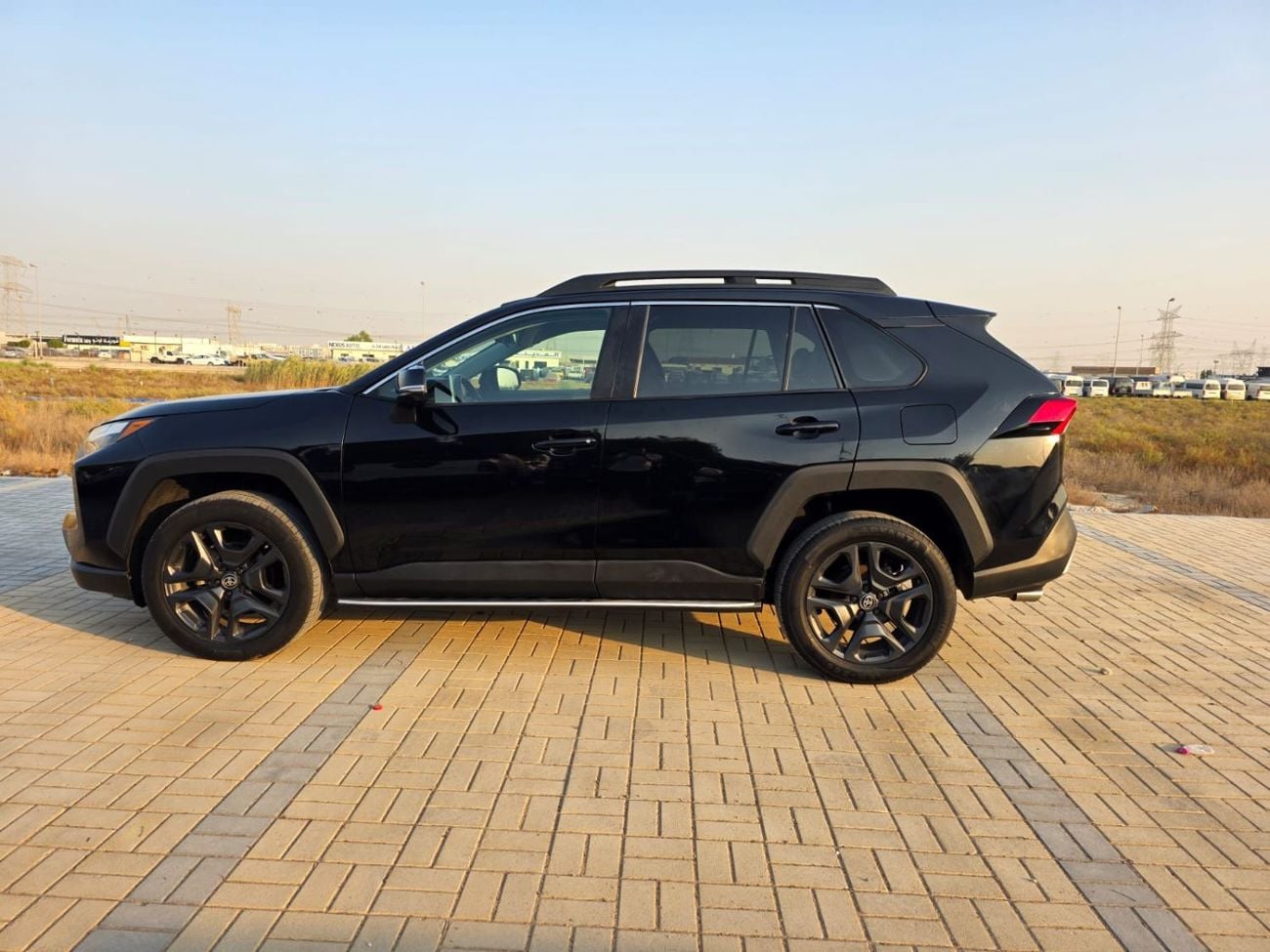 Toyota RAV4 ADVENTURE 2024 Model Advanture 4x4 , Push button and Original leather seats