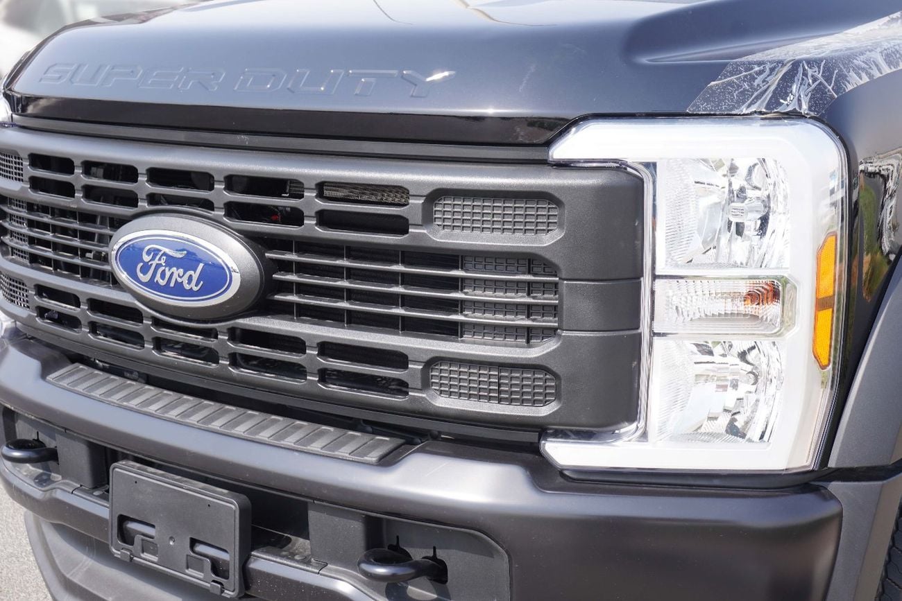 Ford F-550 6.7L DSL 4X4 DUAL TANK CAB CHASSIS TRUCK A/T 2026 MODEL