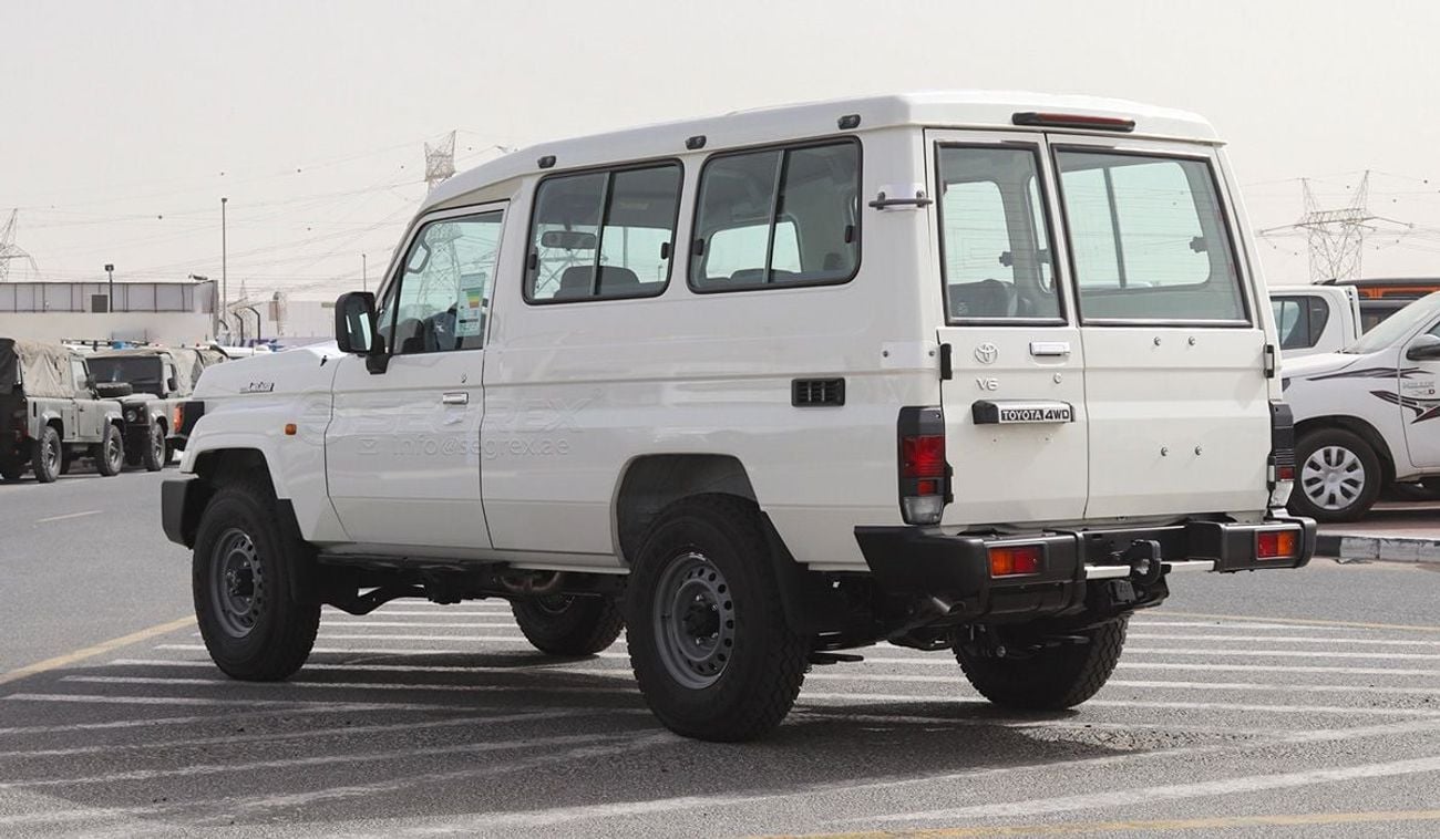 Toyota Land Cruiser 70 LC78 Hardtop . 4.0L . 6-Speed Automatic . Petrol . 4WD . 8 Seats . 3 Doors 2026 Model | For Export