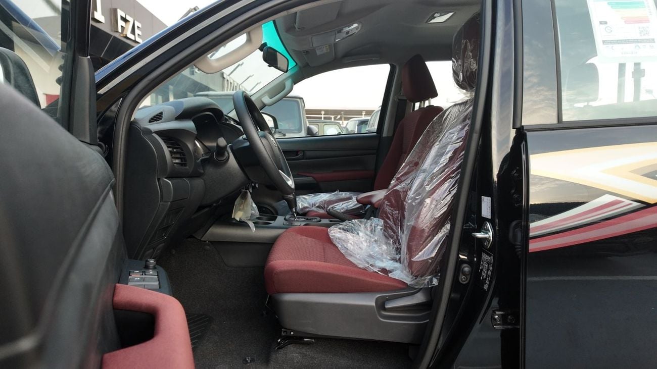 تويوتا هيلوكس SR5 تويوتا هايلكس SR5 DC 4WD A/T 2026