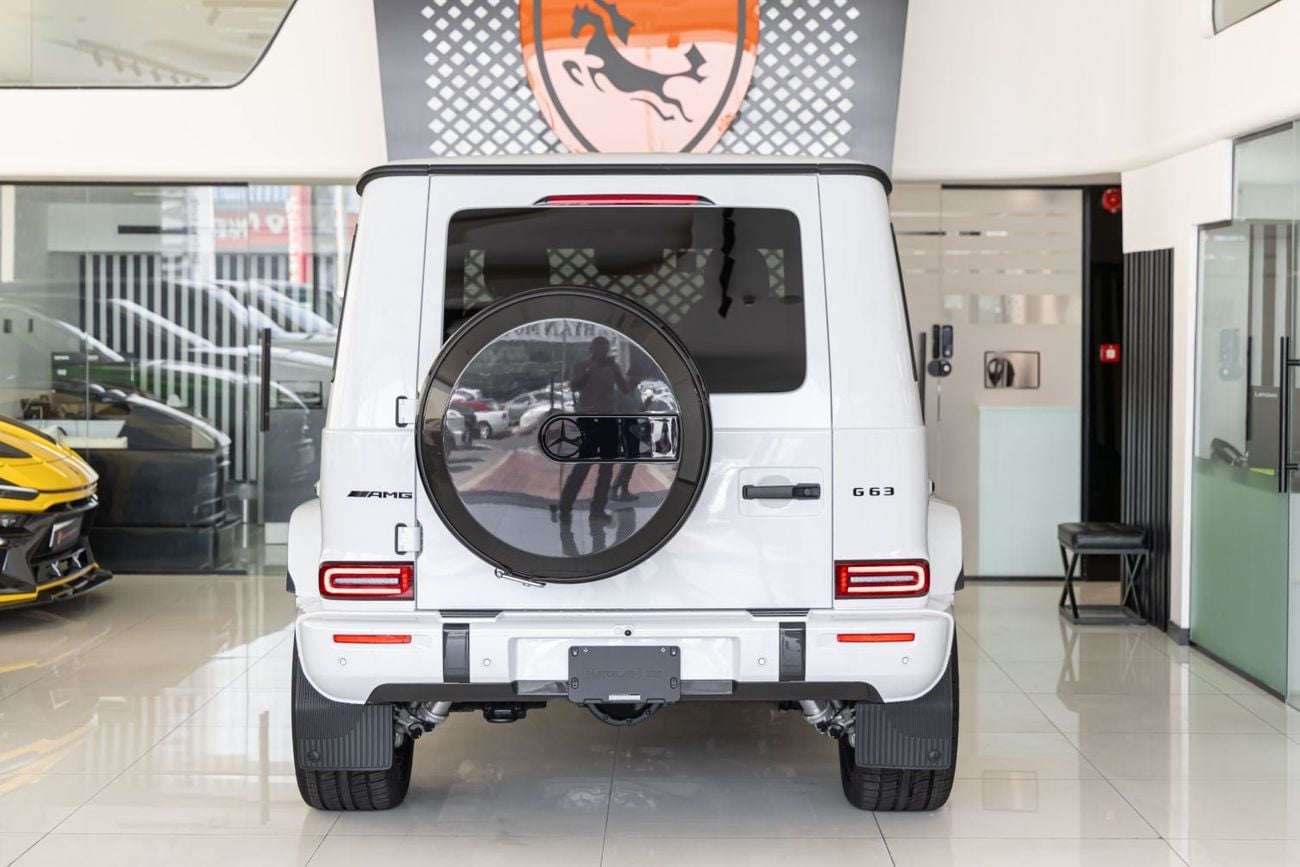 Mercedes Benz G63 AMG STANDARD Mercedes-AMG G 63 | 2026 | White | Full Carbon | Performance Package | 4.0L V8 Twin-Turbo | 585 HP