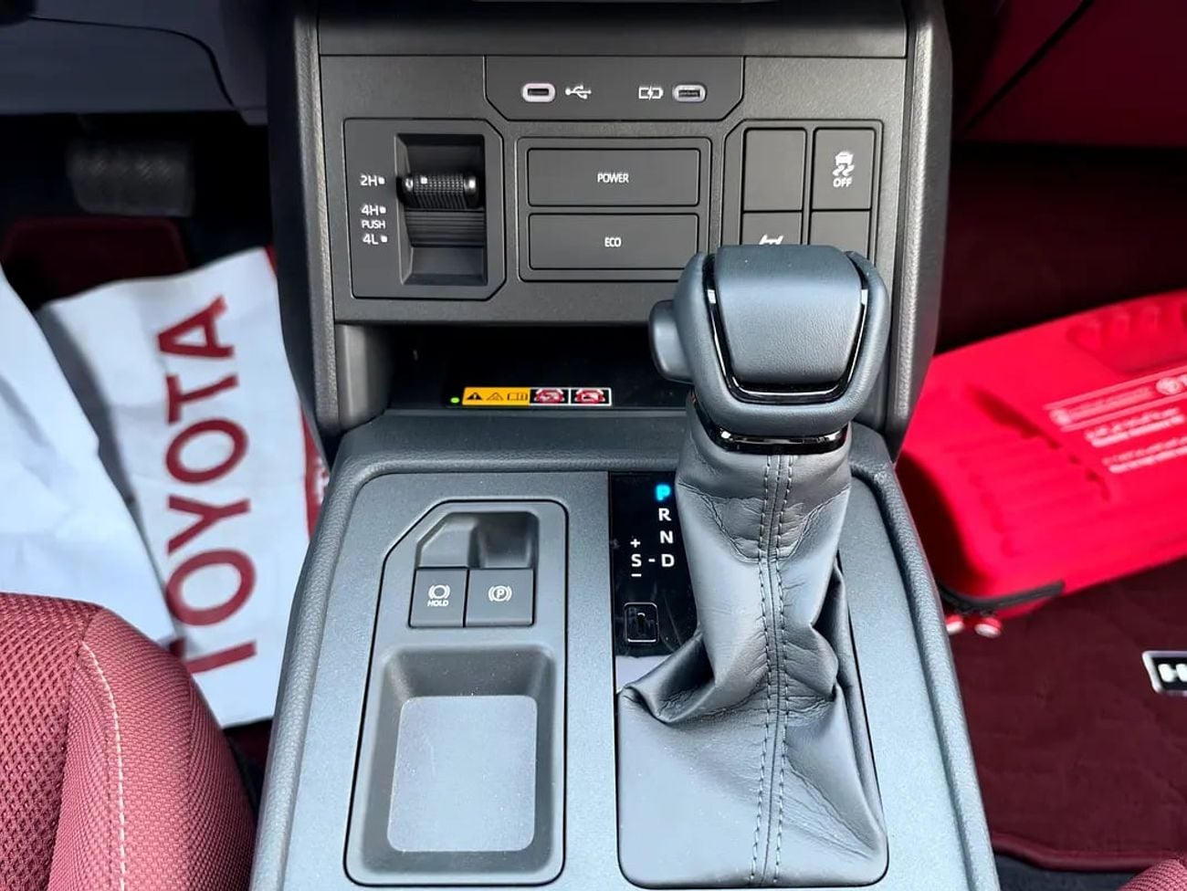 Toyota Hilux V6 4.0 Limited GCC Specs