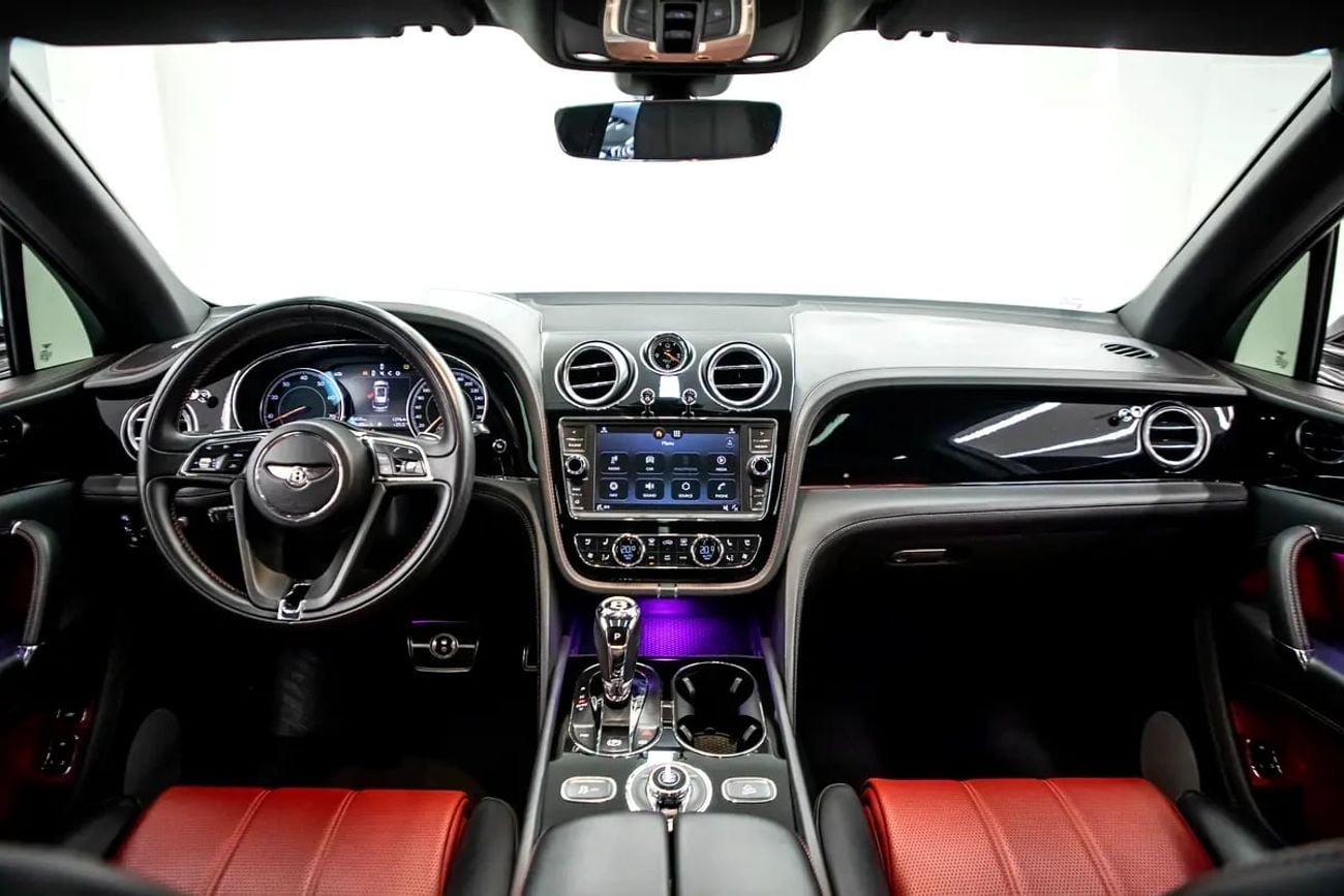 Bentley Bentayga V8 | GCC Spec