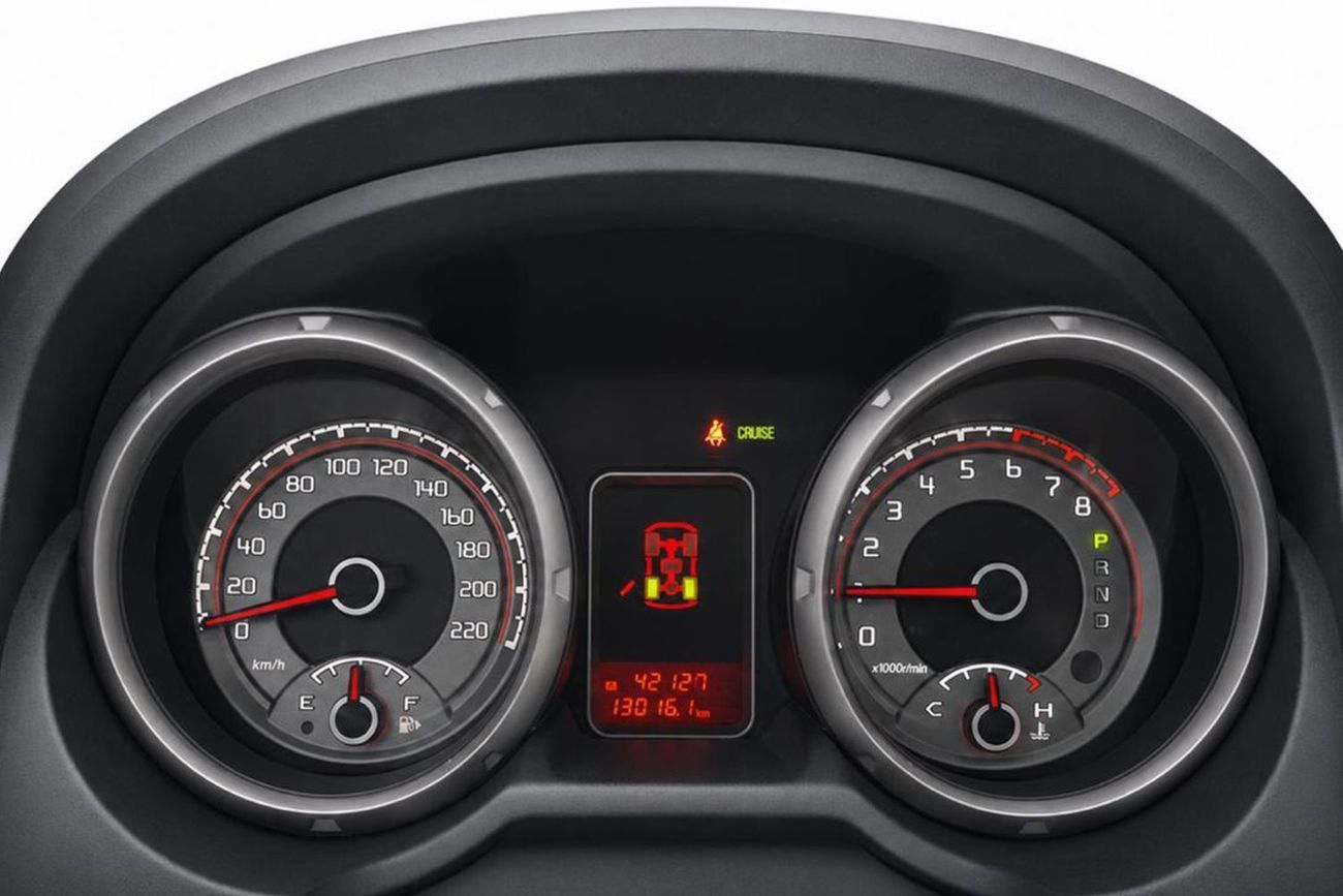 Mitsubishi Pajero GLS HIGHLINE l Original Paint l AED 940 / Monthly