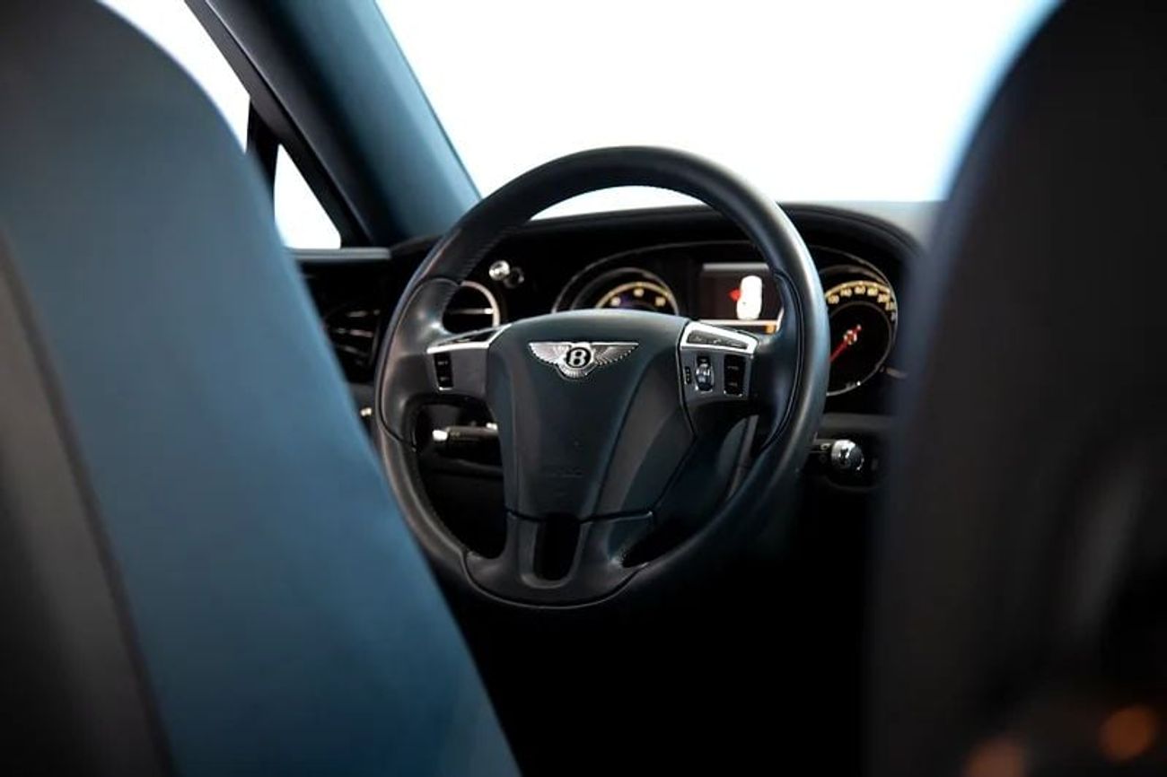 Bentley Flying Spur V8 Bentley Flying Spur V8