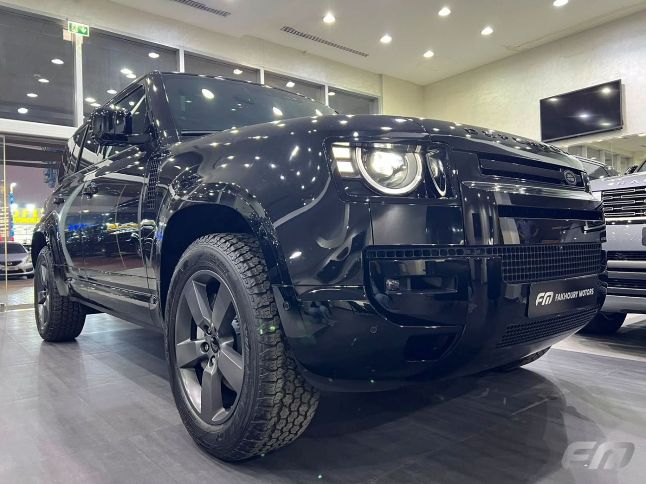 Land Rover Defender 110 X-DYNAMIC HSE P400