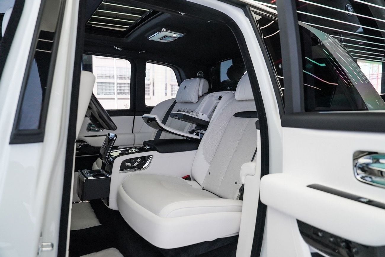 Rolls Royce Cullinan STANDARD
