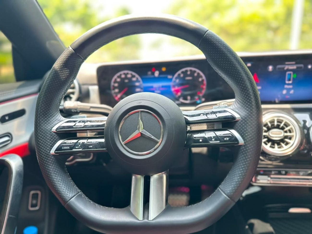 مرسيدس بنز CLA 200 PREMIUM