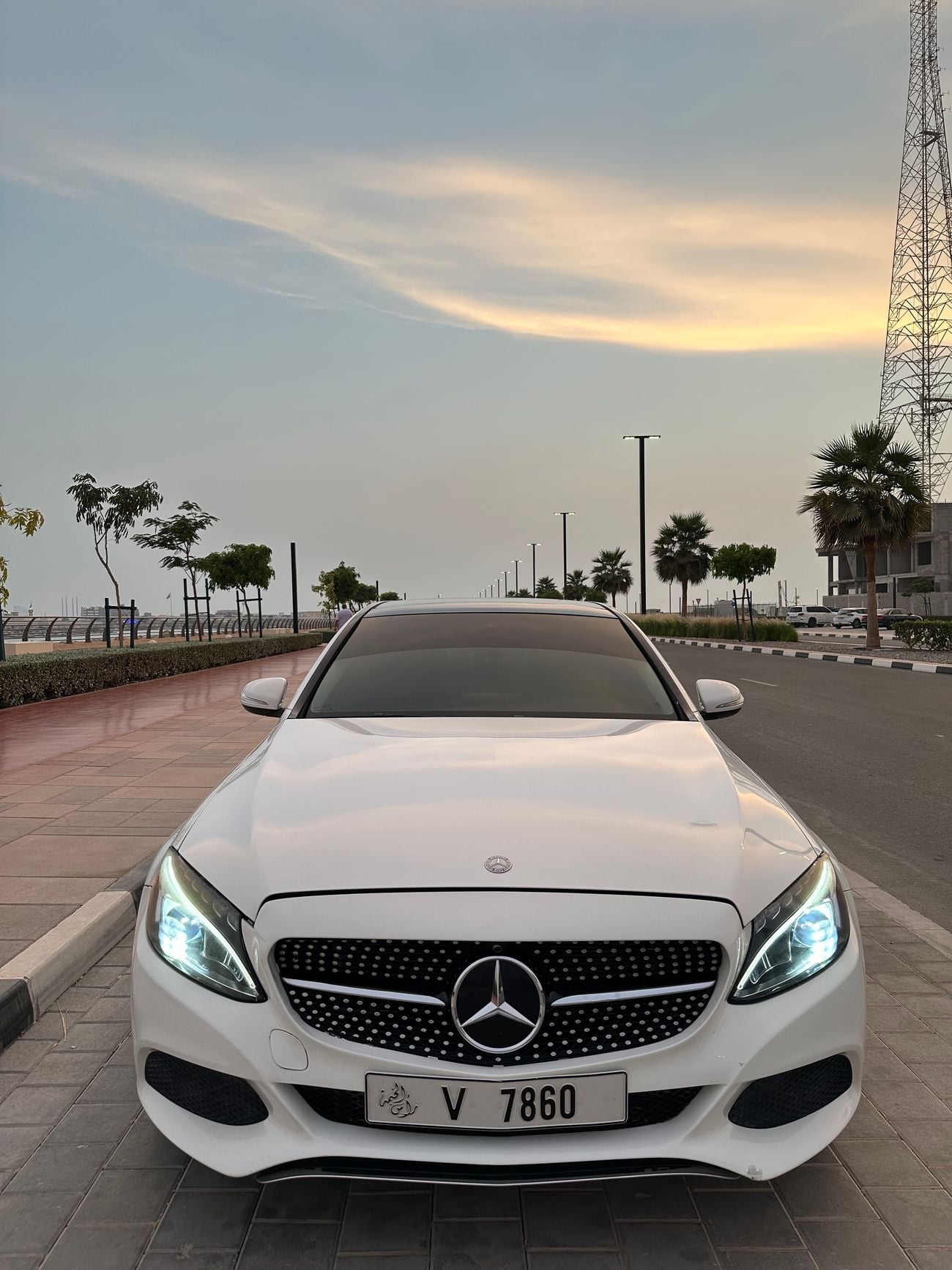 Mercedes Benz C300 STANDARD