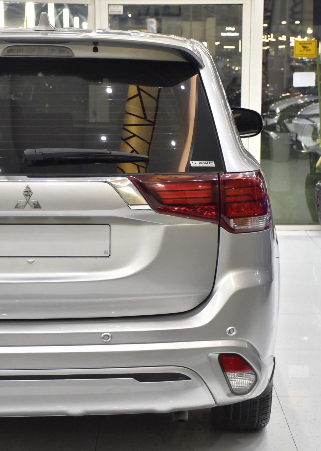 Mitsubishi Outlander GLX EXCELLENT DEAL for our Mitsubishi Outlander PHEV ( 2020 Model ) in Silver Color GCC Specs