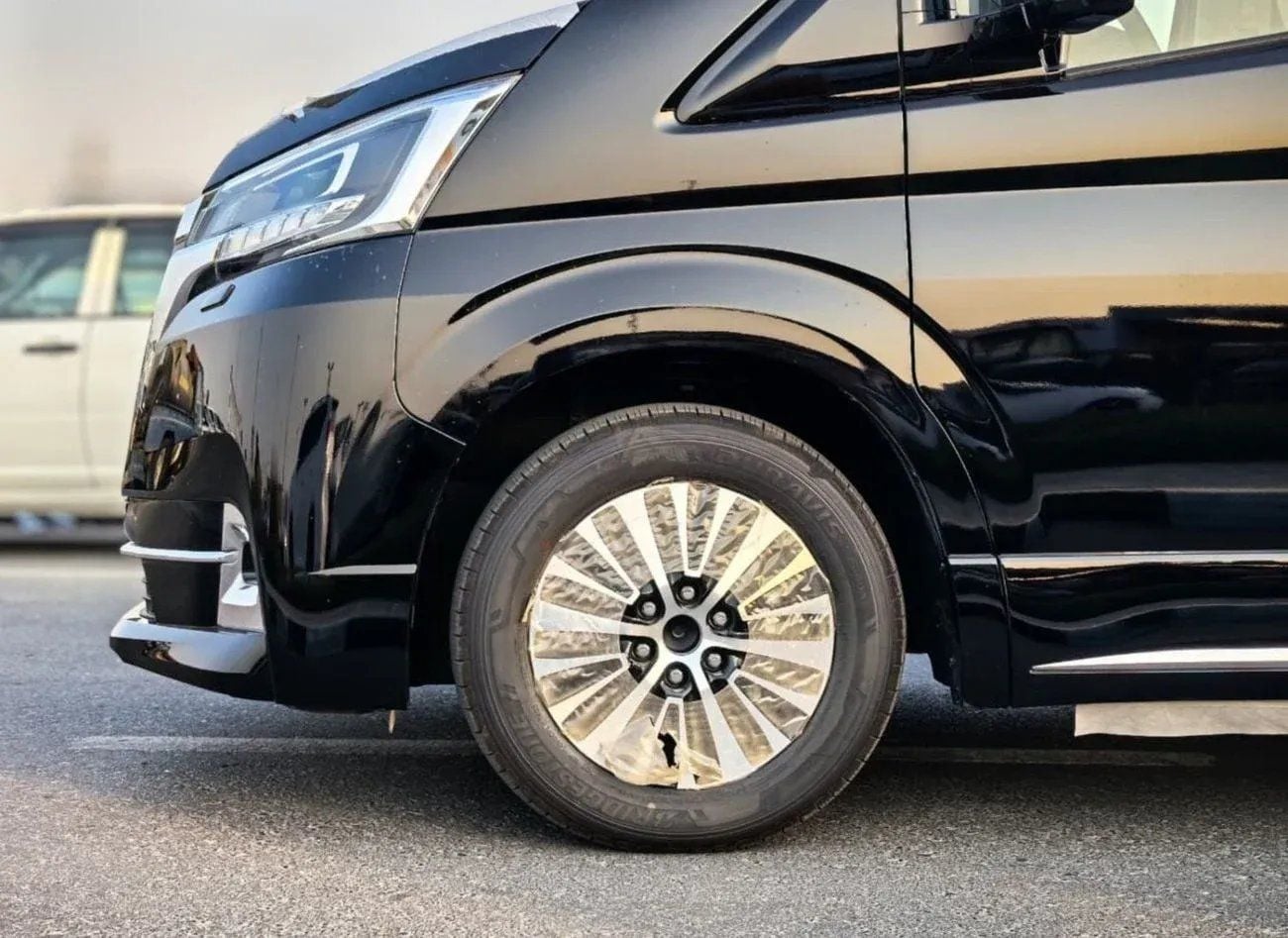 Toyota Granvia | 3.5L V6 PETROL | VIP SEATS |360*CAMERAS | GCC SPECS | MY2026