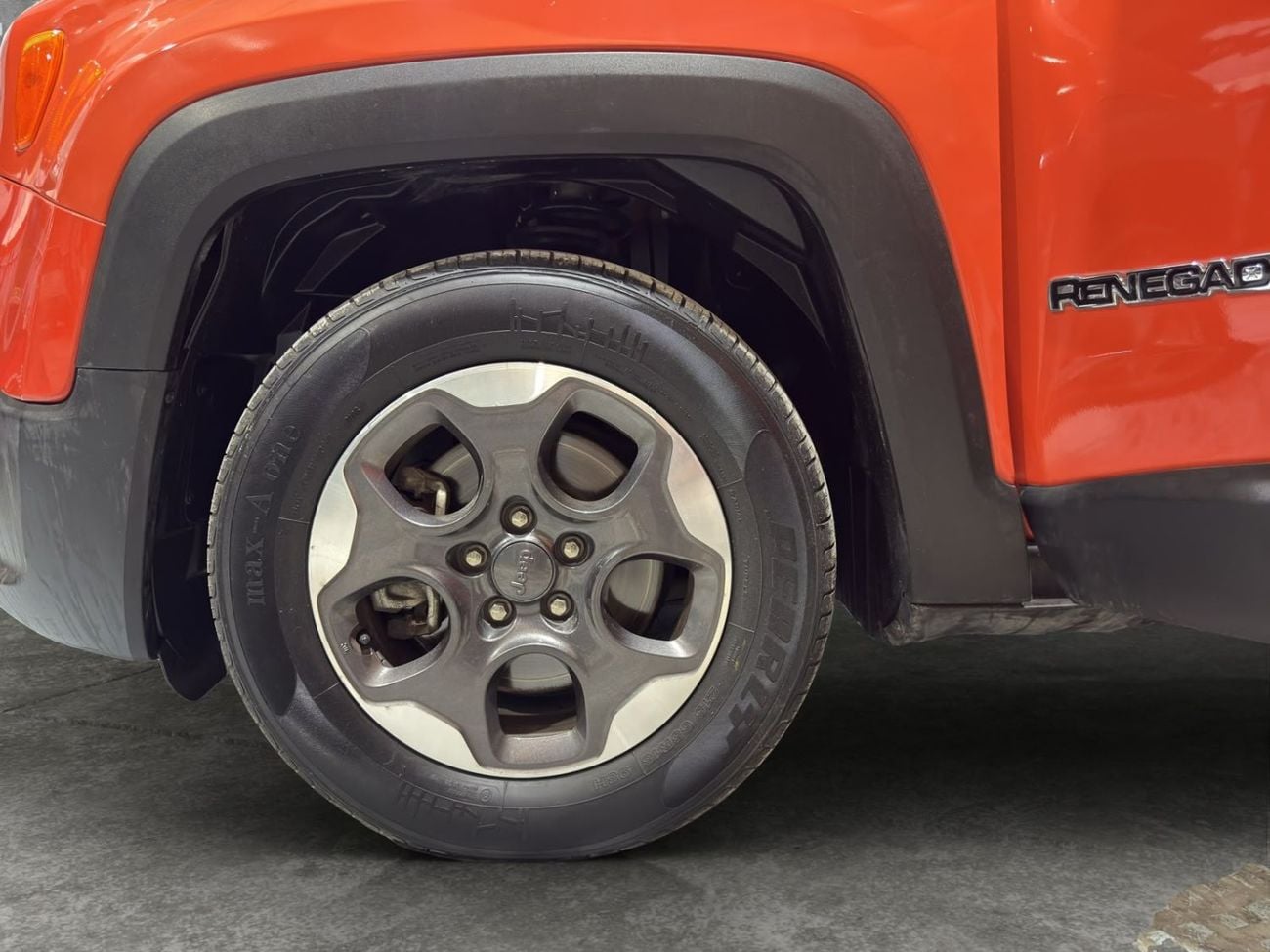 Jeep Renegade SPORT 2017 Jeep Renegade Sport 2.4L MultiAir | GCC | Accident Free | Error Free | Cheapest in Market