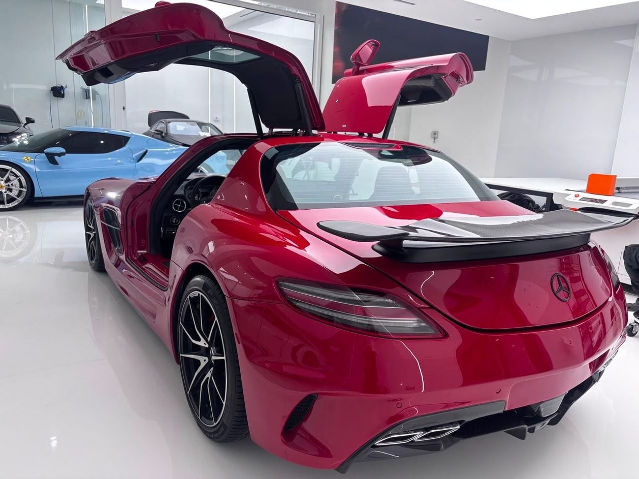 Mercedes Benz SLS AMG STANDARD