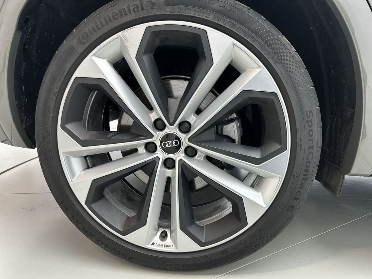 Audi Q5 45 TFSI S-LINE quattro 249hp (Ref# 78773)